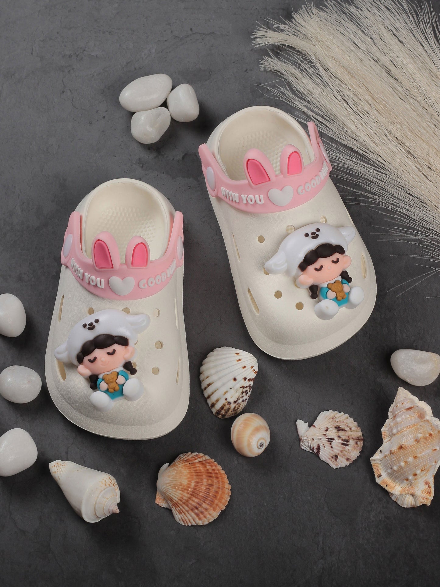 Cartoon Applique Anti-Slip Clogs - Cream