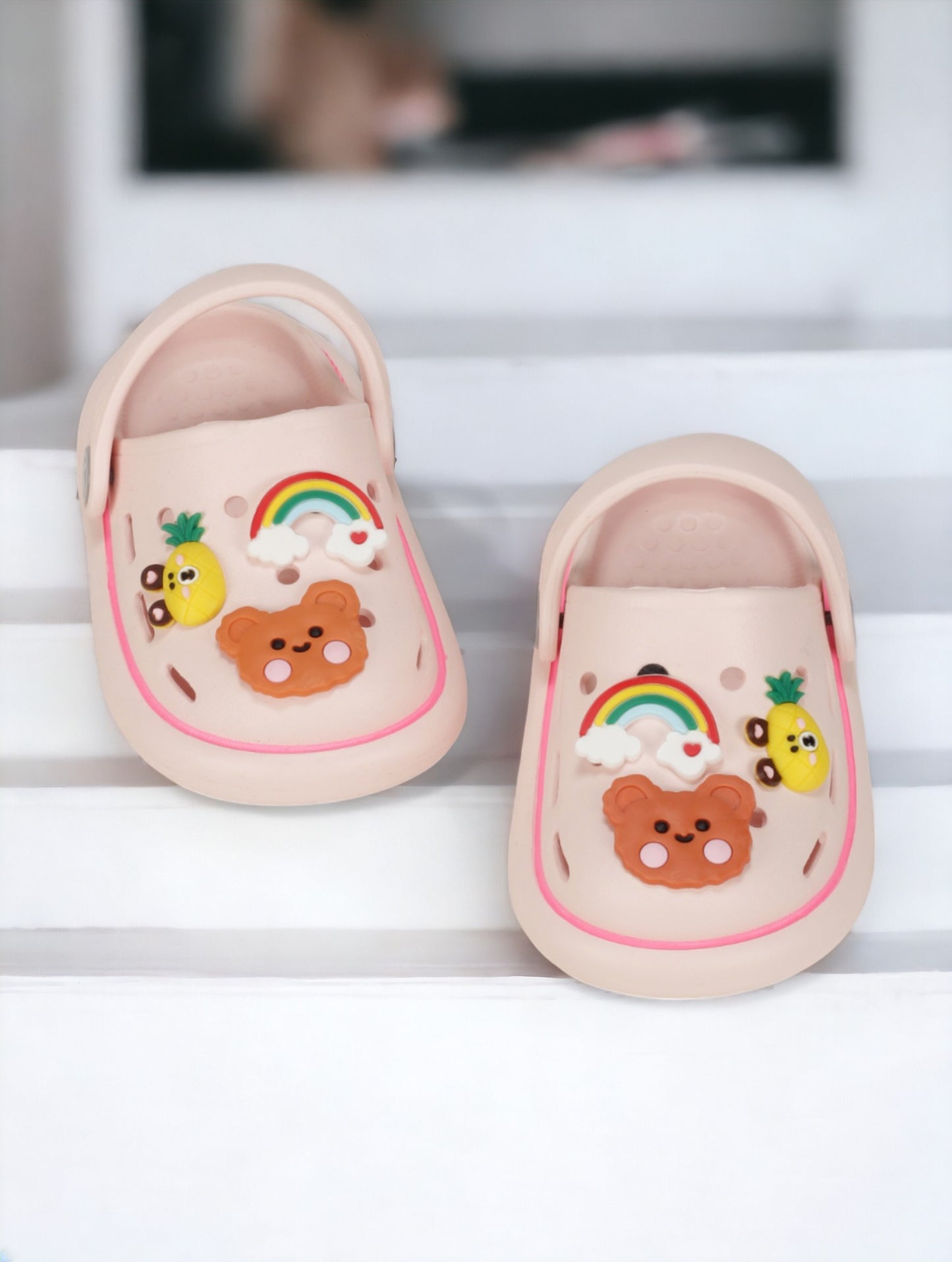 Bear Applique Anti-Slip Clogs - Pink