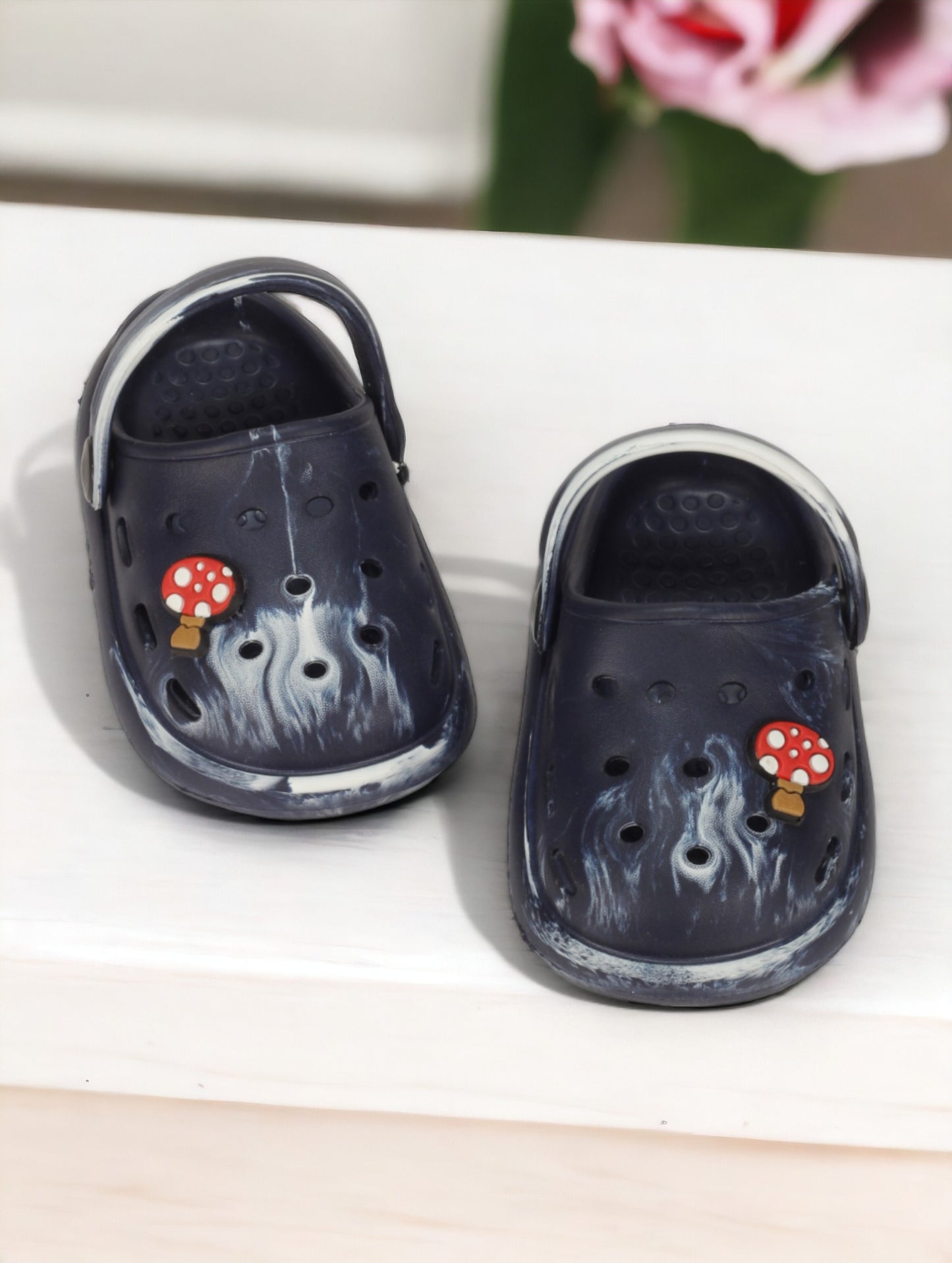 Marble Look Mushroom Applique Anti-Slip Clogs - Black