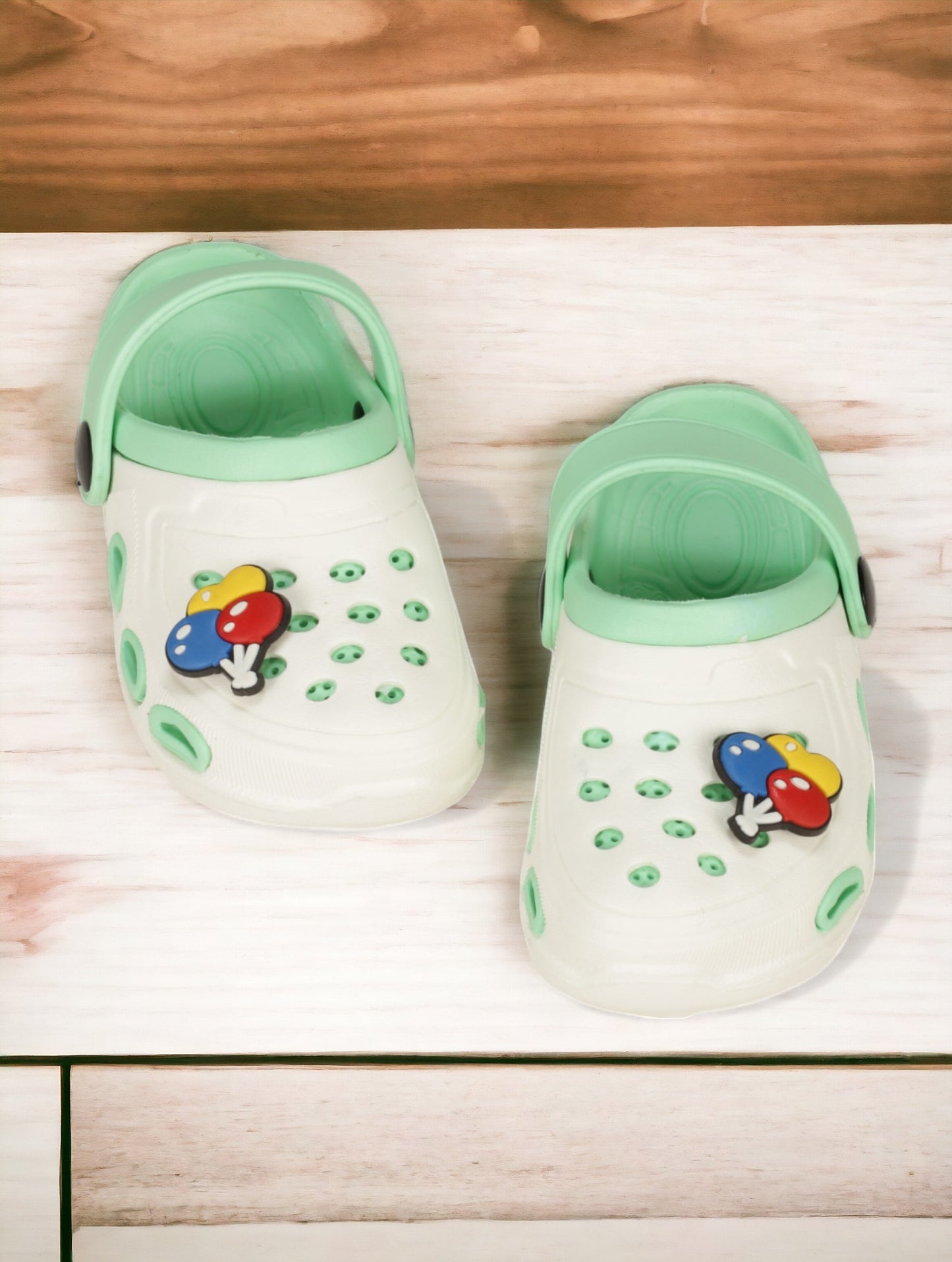 Balloon Applique Anti-Slip Clogs - Cream