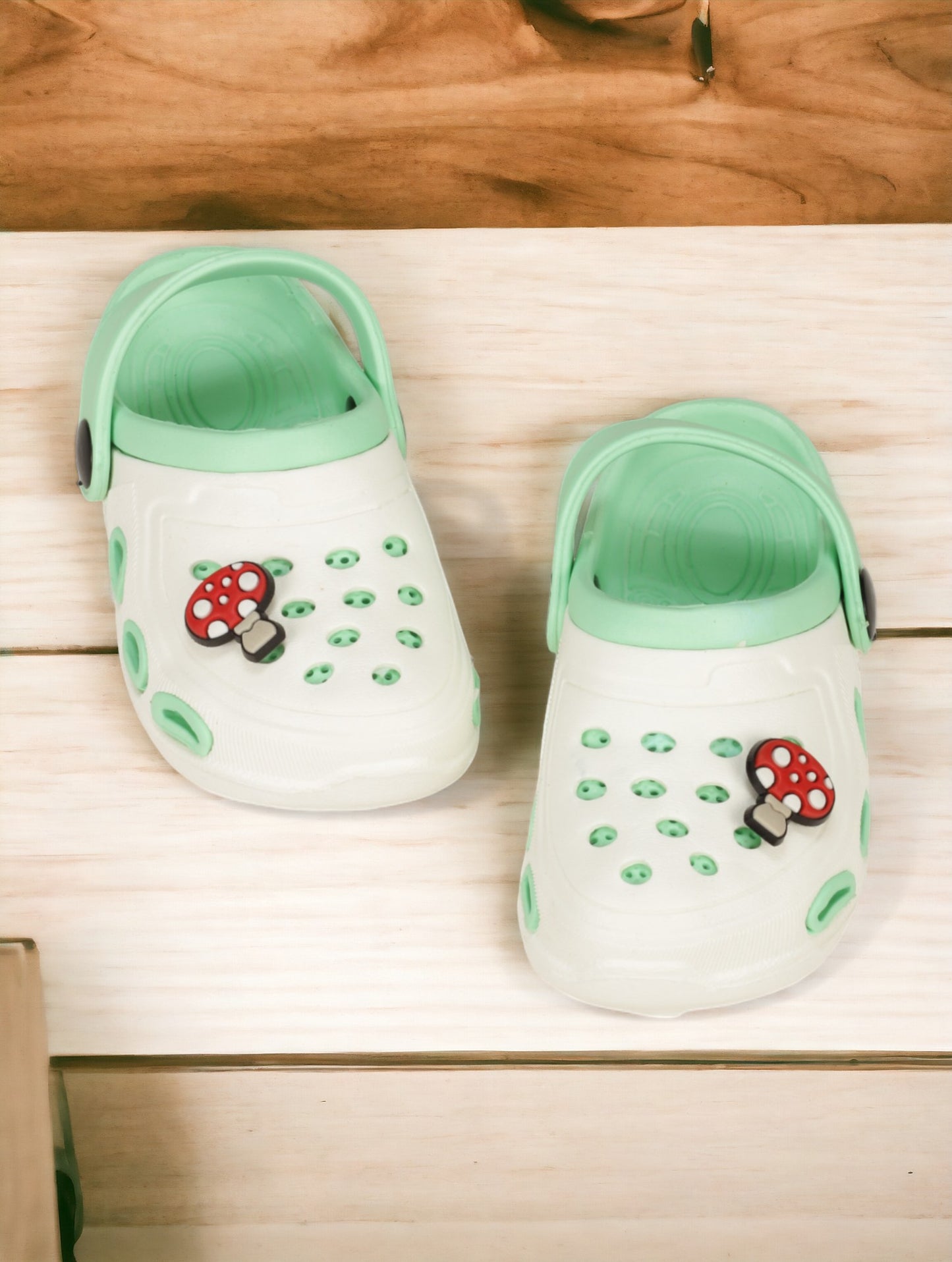 Mushroom Applique Anti-Slip Clogs - Cream