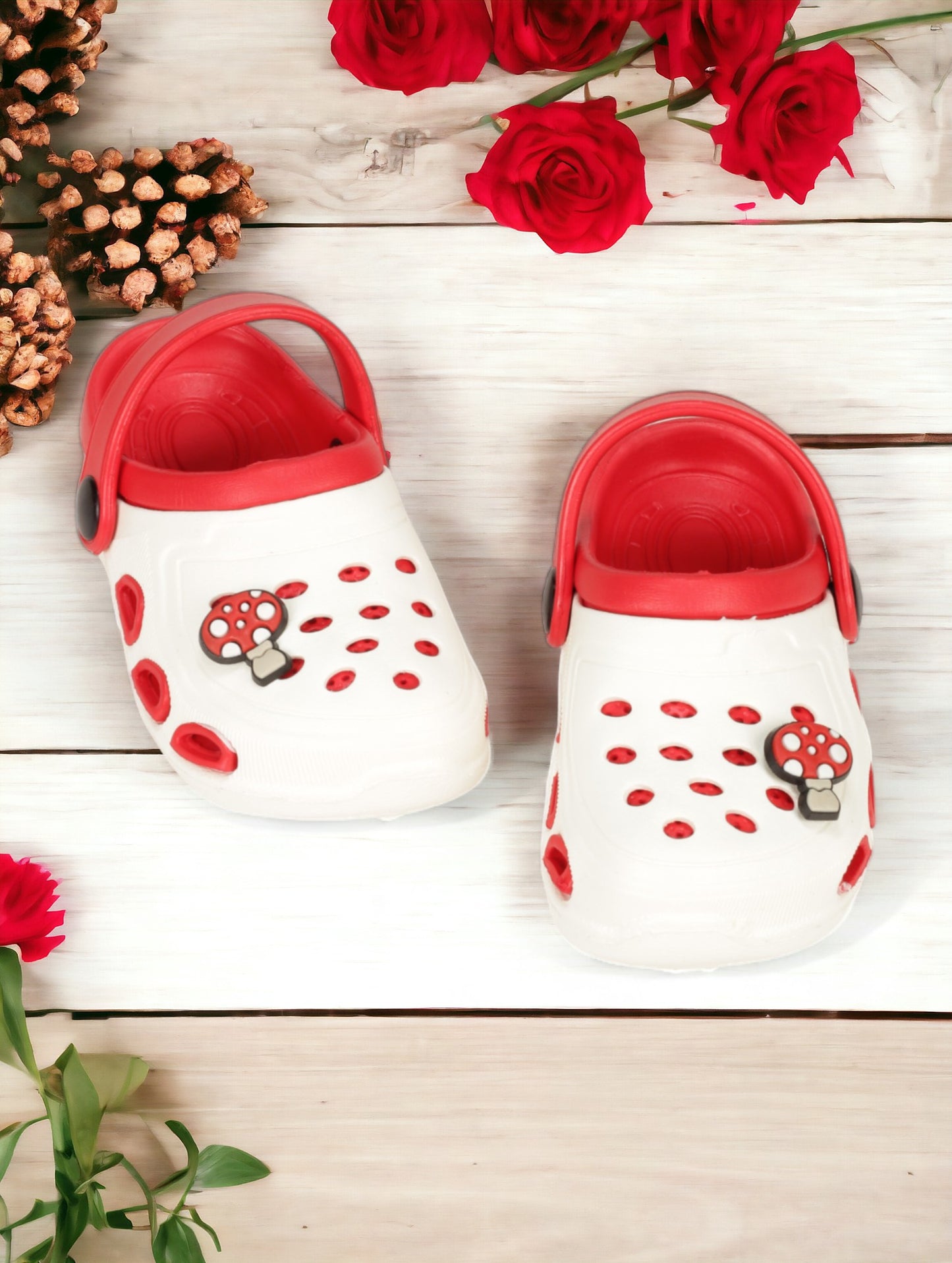 Mushroom Applique Anti-Slip Clogs - Cream