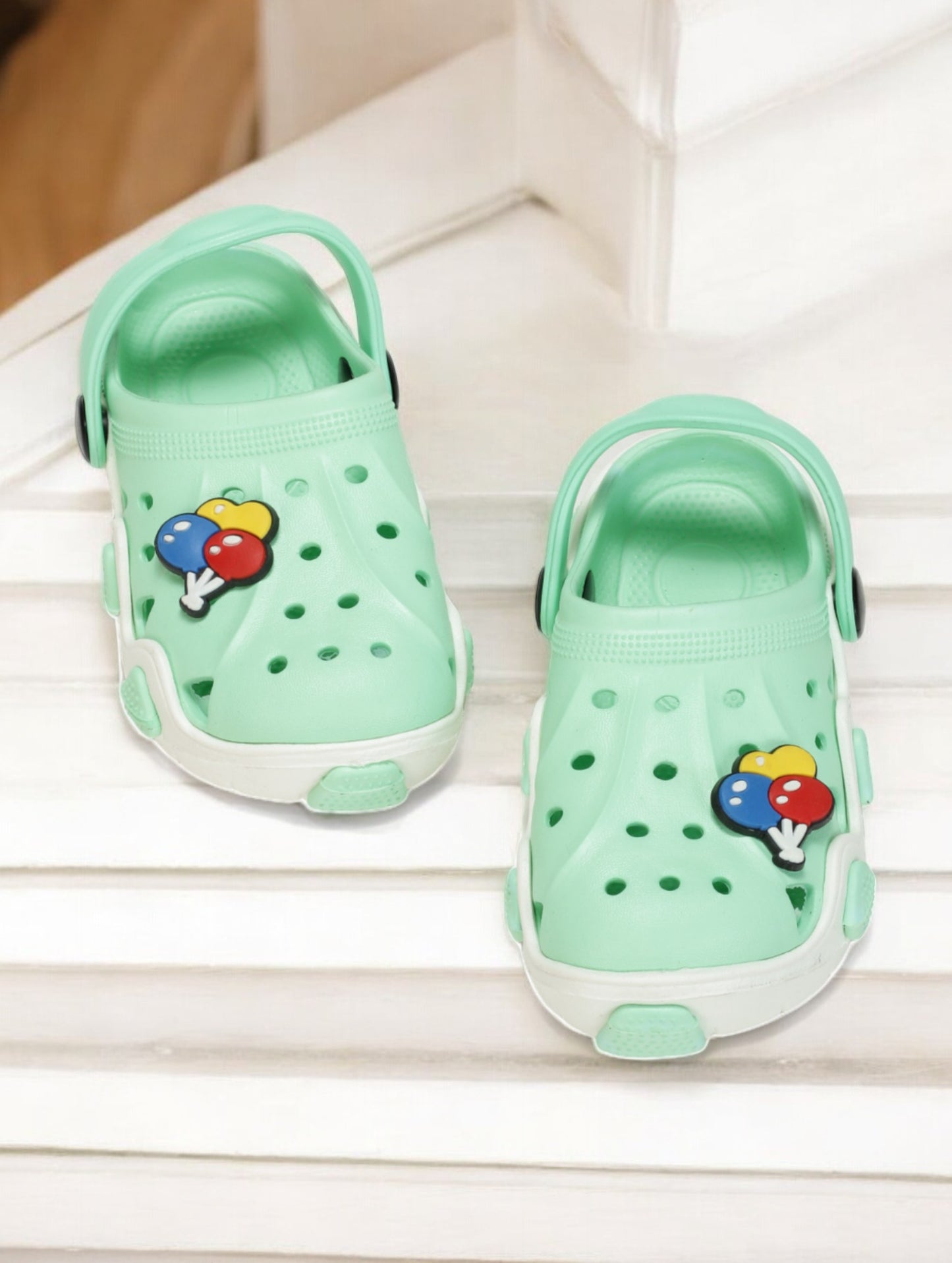 Balloon Applique Anti-Slip Clogs - Green