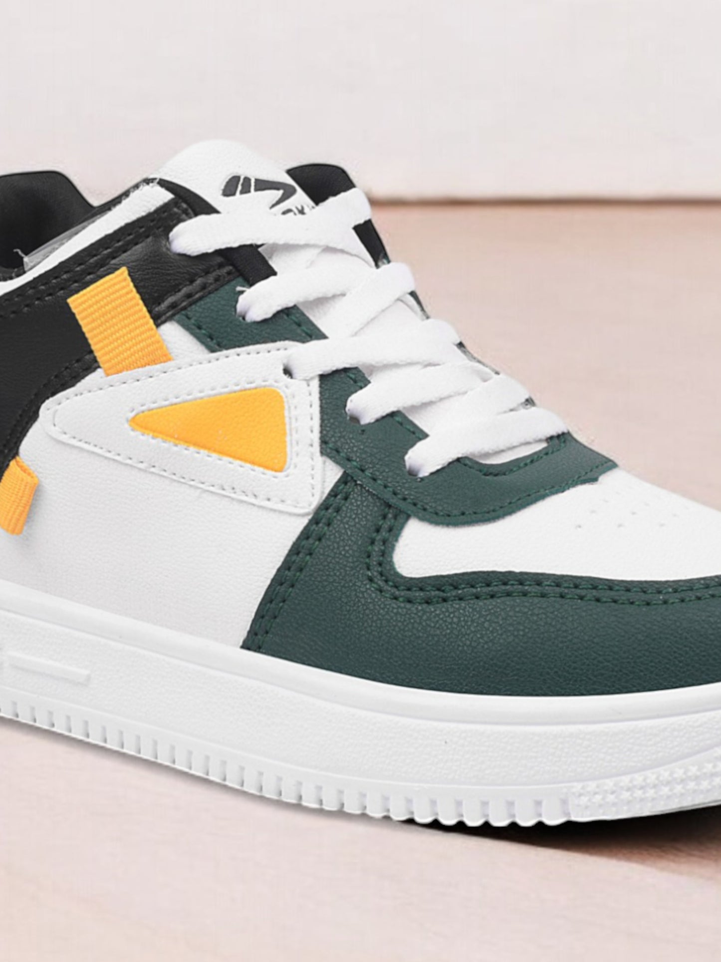Ankle High Casual Shoes With Laces - Green