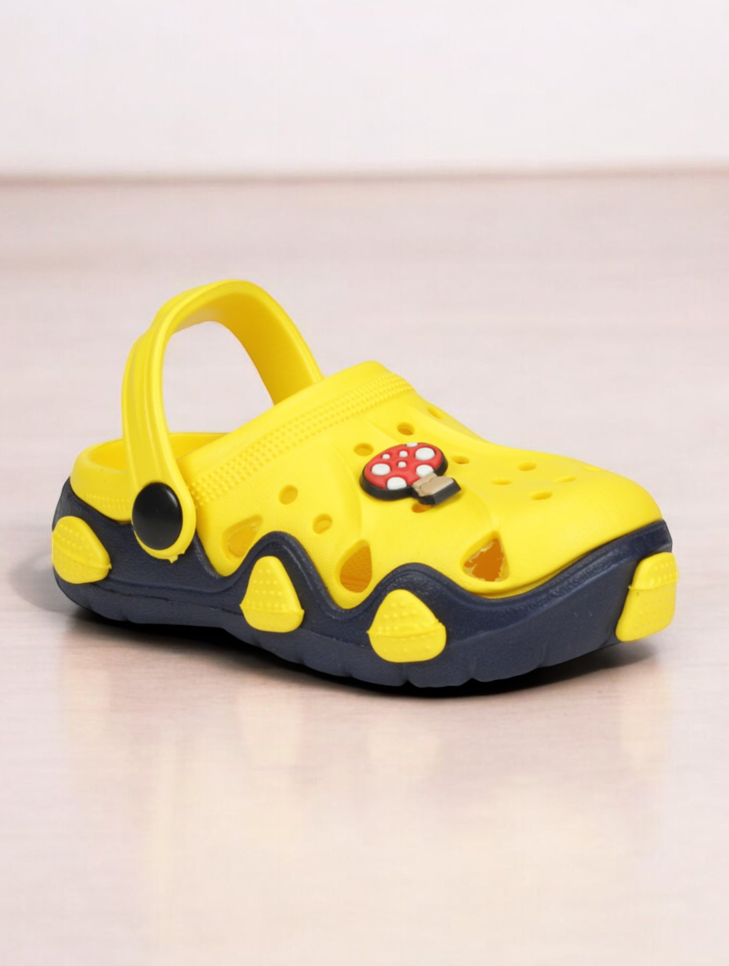 Mushroom Applique Anti-Slip Clogs - Yellow