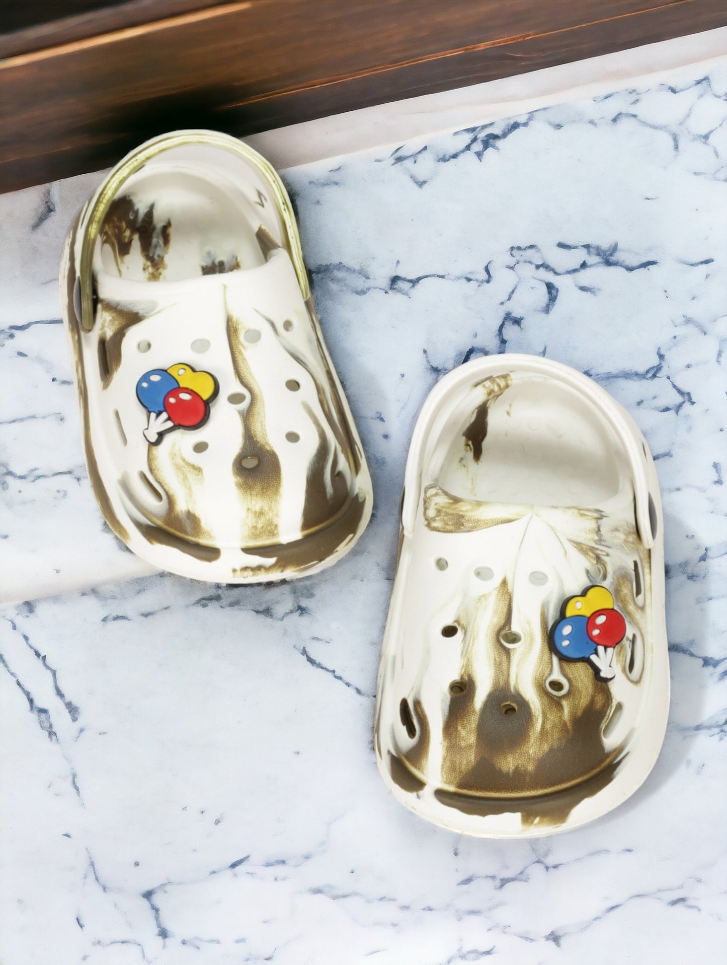 Marble Look Balloon Applique Anti-Slip Clogs - White