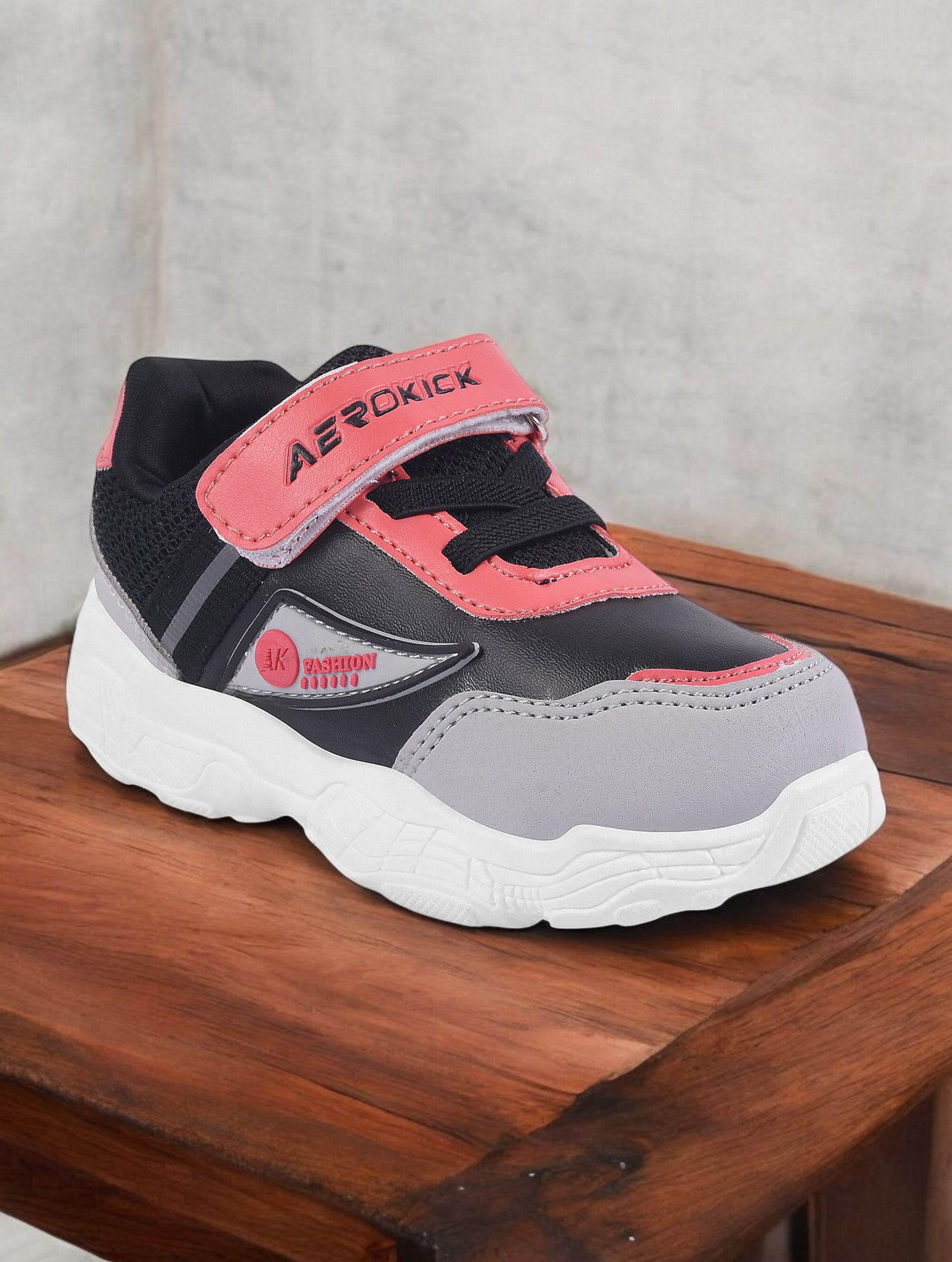 Casual Shoes With Velrco - Black