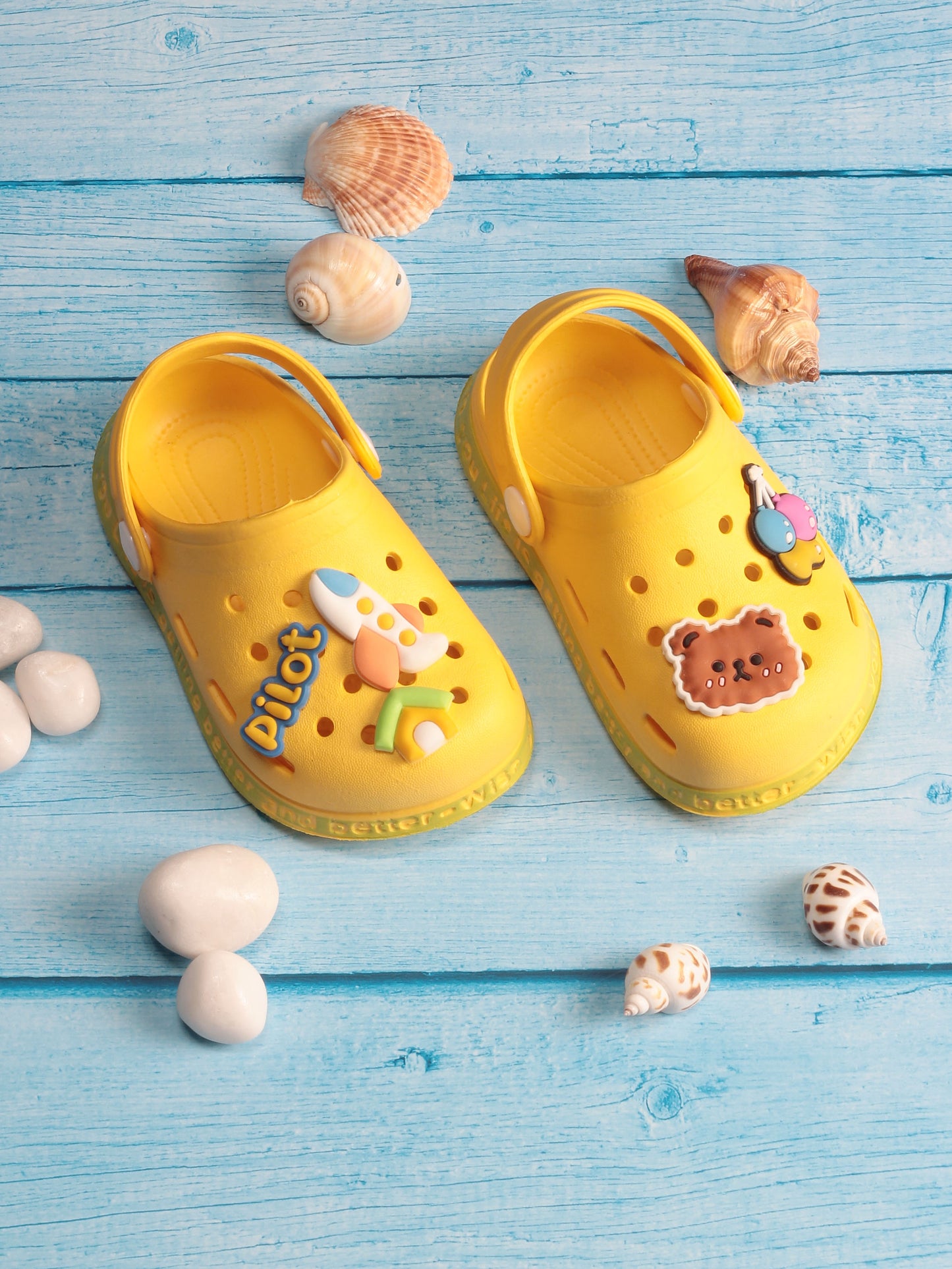 Pilot Applique Anti-Slip Clogs - Yellow