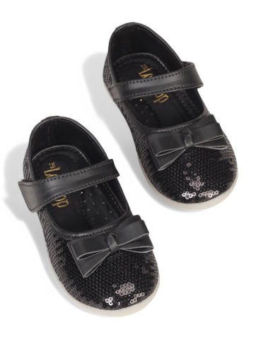 Mary Jane's Belle with Applique Detail - Black