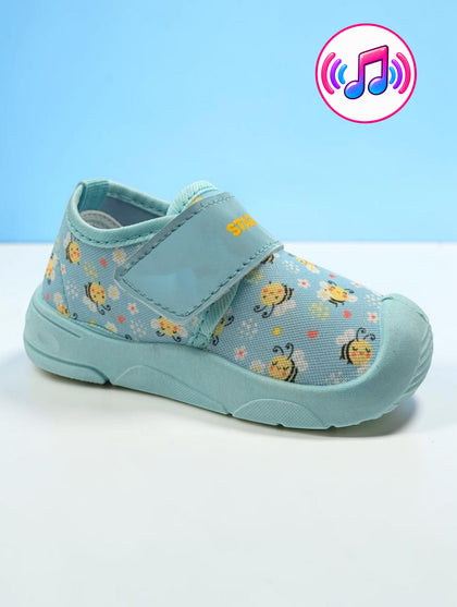 Star Kidz Cute Printed Mesh Velcro Closure Musical Shoes - Green